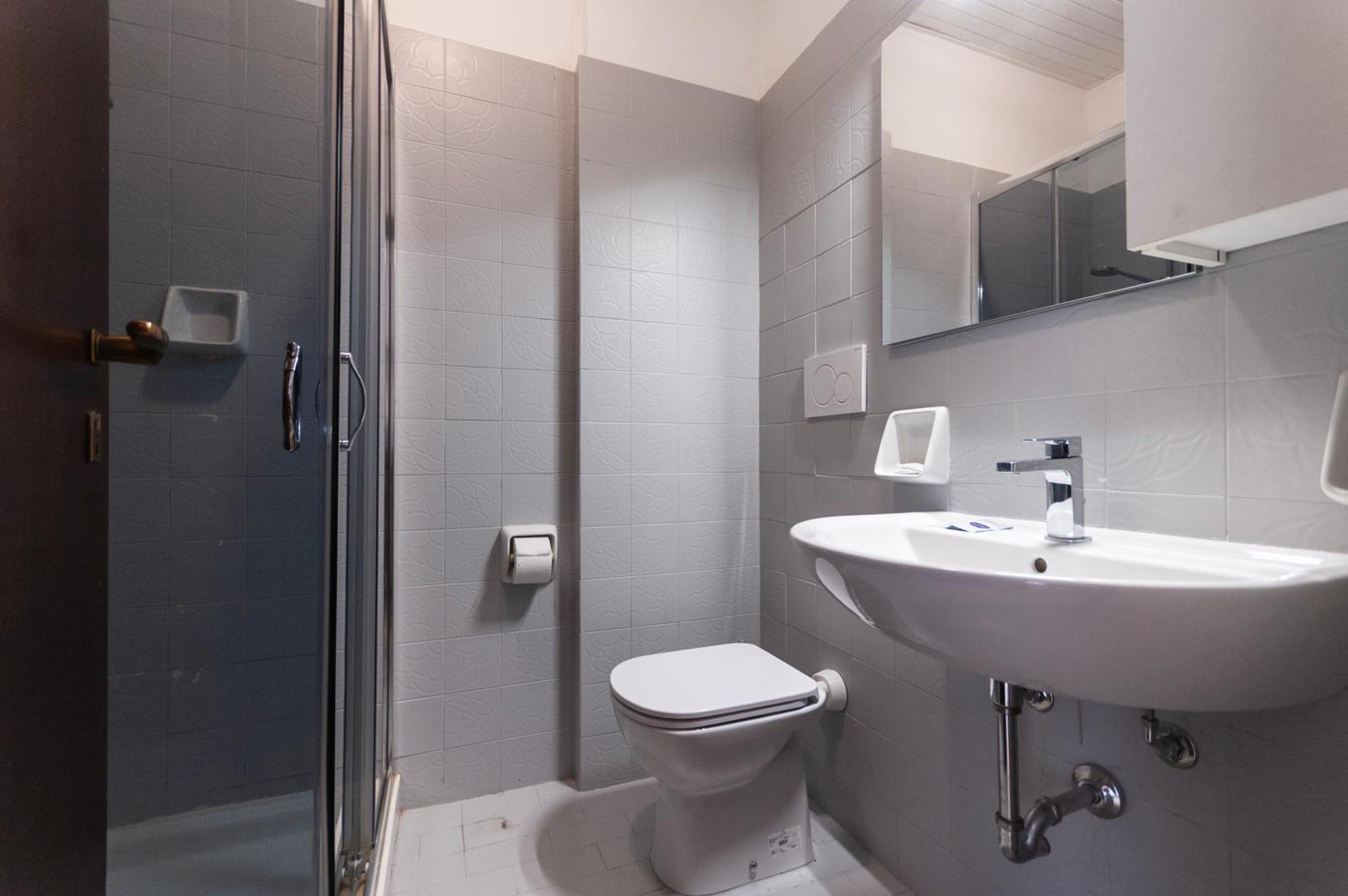 Youhosty - Lecco 11 Milano Ngoại thất bức ảnh